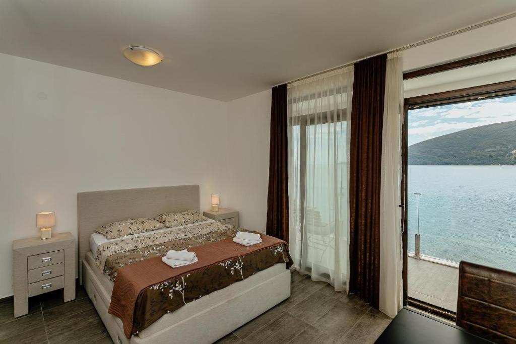 Apartments Joy Herceg Novi Exterior foto