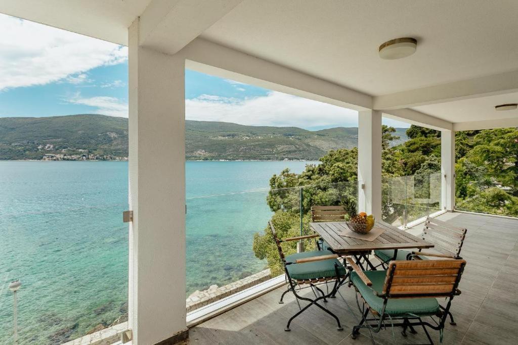 Apartments Joy Herceg Novi Exterior foto