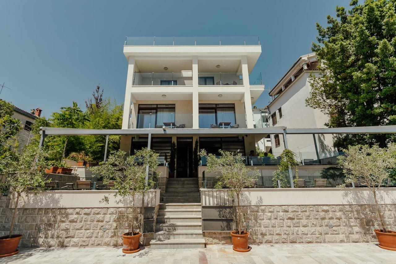 Apartments Joy Herceg Novi Exterior foto